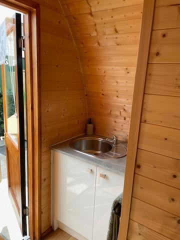 Arch Pod & Hot Tub Apartment Carndonagh Bagian luar foto